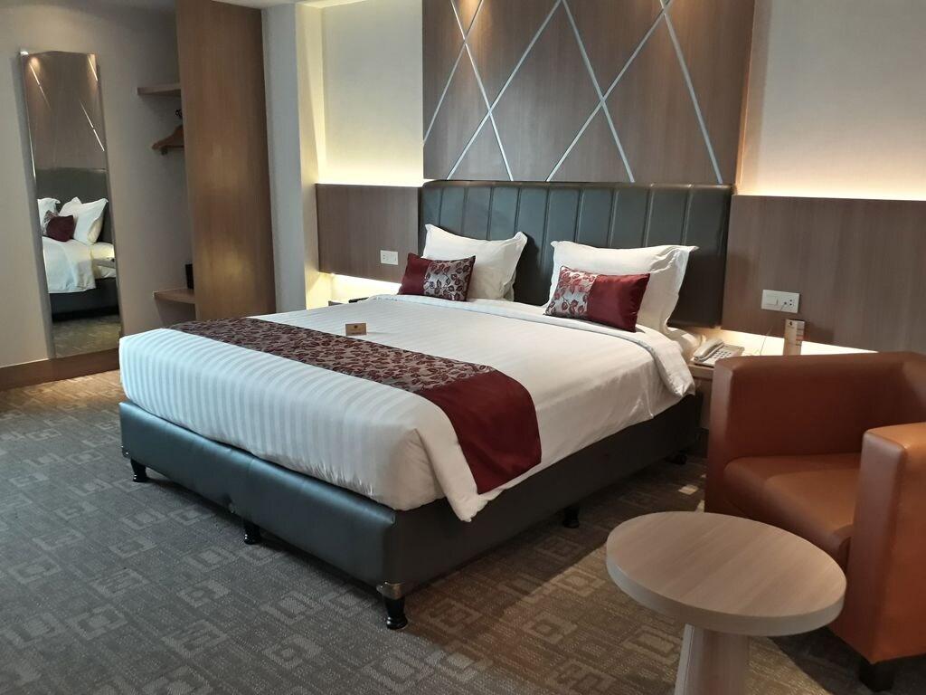 Demelia Hotel Makassar Dış mekan fotoğraf