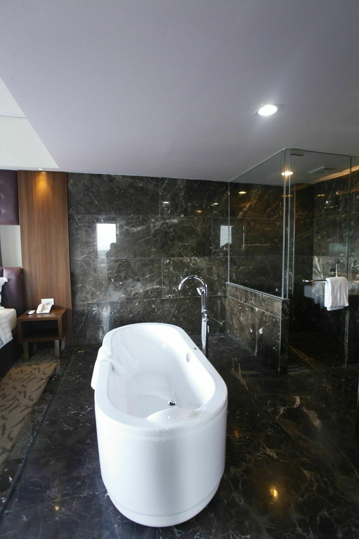 Demelia Hotel Makassar Dış mekan fotoğraf